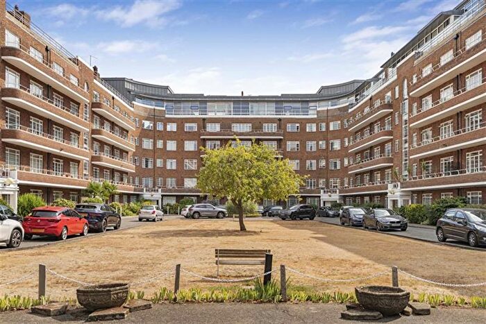 2 Bedroom Flat For Sale In Barons Keep, W14