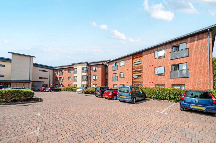 1 Bedroom Apartment For Sale In Trafalgar Road, Tewkesbury, Gloucestershire, GL20