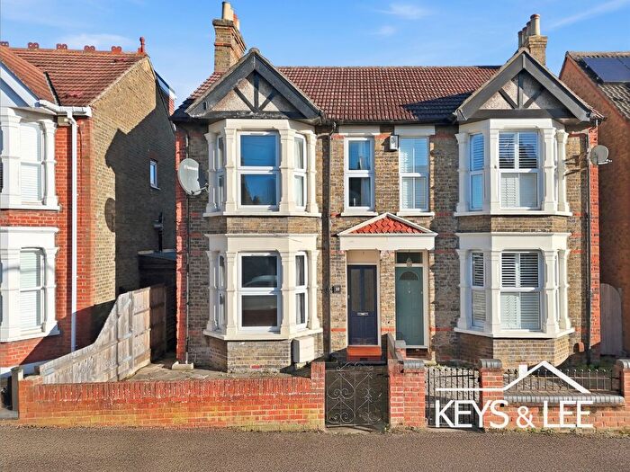 2 Bedroom Semi Detached House For Sale In Medora Road, Romford, RM7