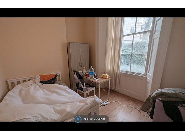 2 Bedroom Flat To Rent In Chesterfield Building, Bristol, BS8