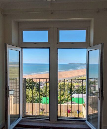 1 Bedroom Flat To Rent In Bay View Road, Northam, Bideford, EX39