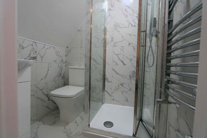 1 Bedroom Flat To Rent In Strongbow Rd, Eltham, SE9