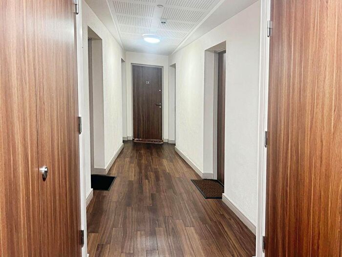 Studio For Sale In Crook Street, Bolton, BL3 - Photo 8