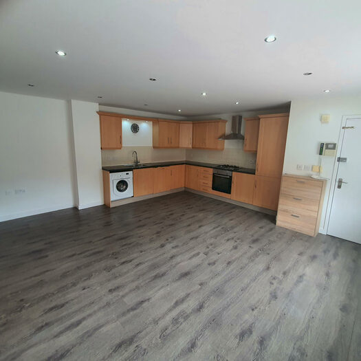 2 Bedroom Apartment To Rent In Bradford Road, Tong, BD4