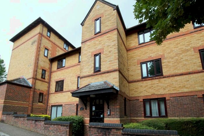 1 Bedroom Flat To Rent In Corinthian Court, Redcliffe Mead Lane, Redcliffe, BS1