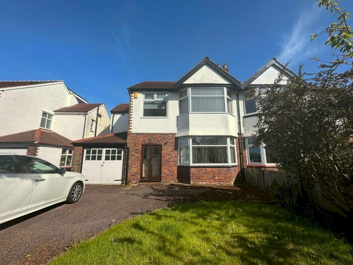 5 Bedroom Semi-Detached House To Rent In Dunbar Crescent, Southport, Merseyside, PR8