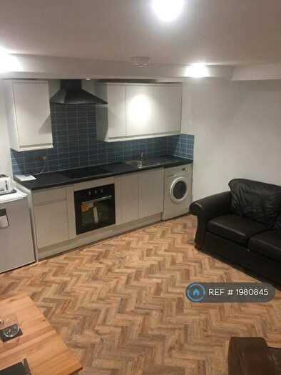 1 Bedroom Flat To Rent In Corona Road, Cambridge, CB4