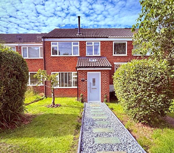 3 Bedroom Terraced House For Sale In Amber Road, Corfe Mullen, Wimborne, BH21