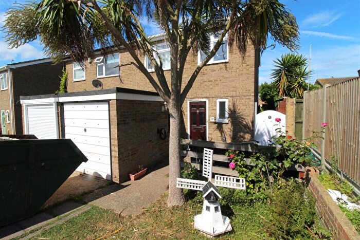 3 Bedroom House To Rent In Forgefields, Herne Bay, CT6