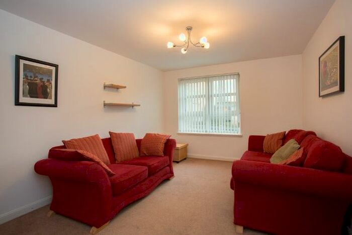 2 Bedroom Flat To Rent In Fraser Road, City Centre, Aberdeen, AB25