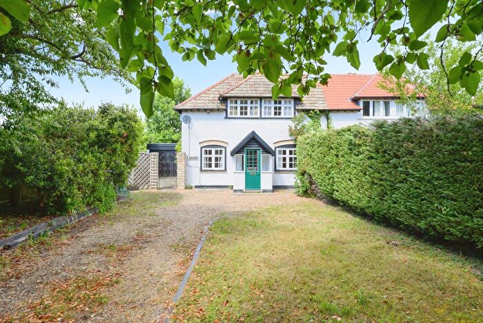 4 Bedroom Semi Detached House For Sale In Haslingfield Road, Harston, Cambridge, Cambridgeshire, CB22