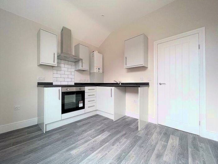 2 Bedroom Flat To Rent In Anlaby Road, Hull, HU3