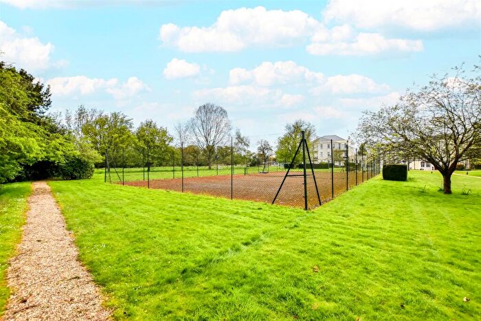 1 Bedroom Apartment For Sale In Highfield Lane, Tyttenhanger, Hertfordshire, St. Albans, AL4