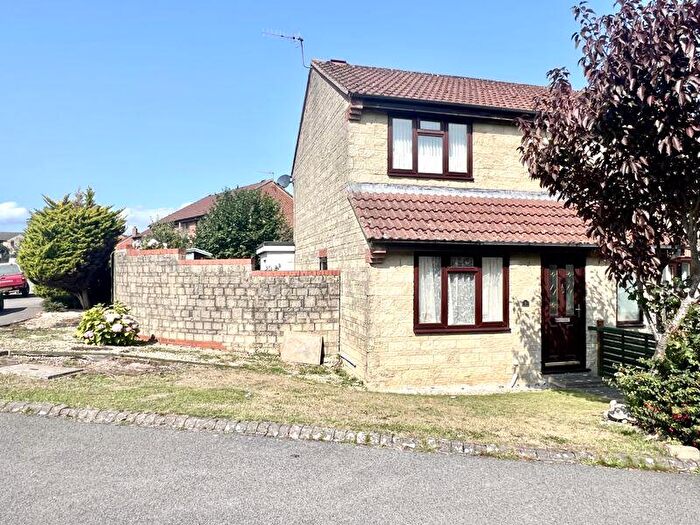 2 Bedroom Semi-Detached House For Sale In Wenhill Heights, Calne, SN11