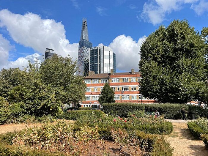 2 Bedroom Flat For Sale In Tyers Estate, Bermondsey Street, London, SE1
