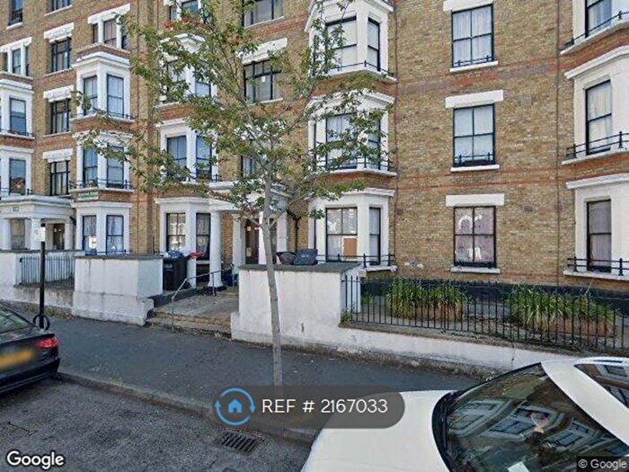 3 Bedroom Flat To Rent In London, London, E8