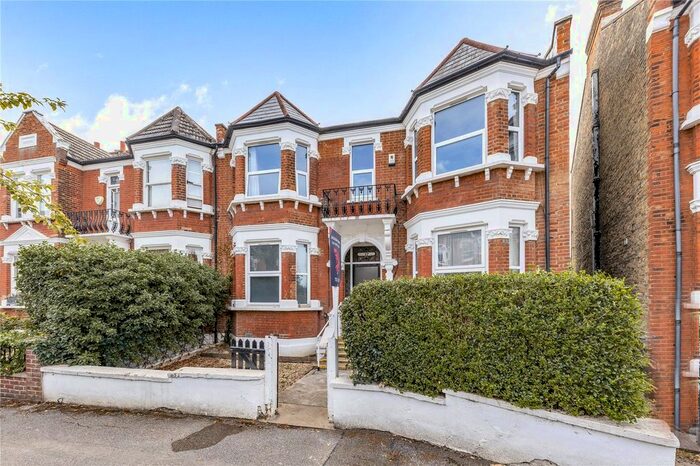 2 Bedroom Flat To Rent In Bernard Gardens, Wimbledon, SW19