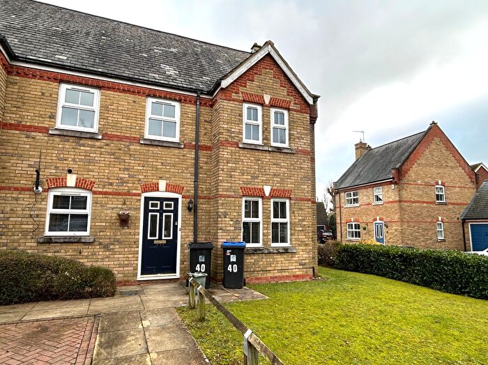 2 Bedroom Property To Rent In Brushfield Way, Knaphill, GU21