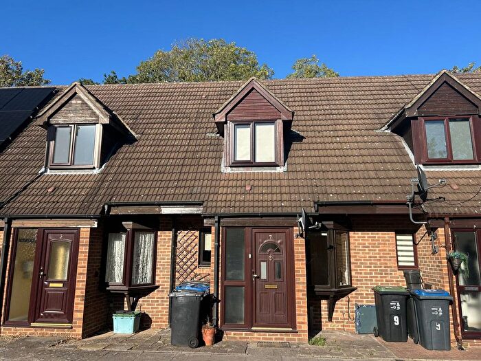 2 Bedroom Terraced House To Rent In Camille Close, London, SE25