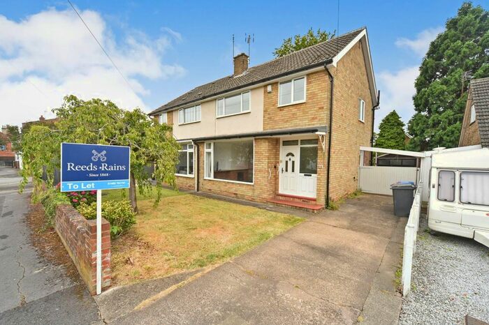 3 Bedroom Semi-Detached House To Rent In Chamberlain Street, Sutton-On-Hull, Hull, East Yorkshire, HU7