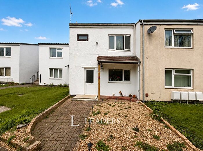 3 Bedroom Terraced House For Sale In Jennings, Stantonbury, Milton Keynes, MK14
