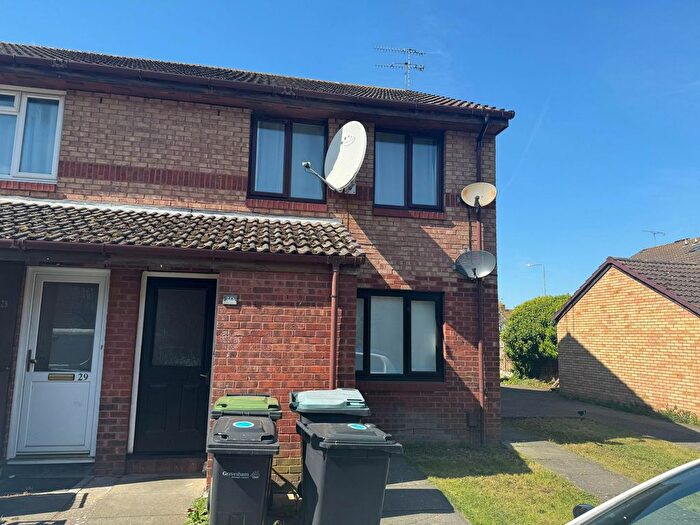 1 Bedroom Flat To Rent In Maypole Road, Gravesend, DA12