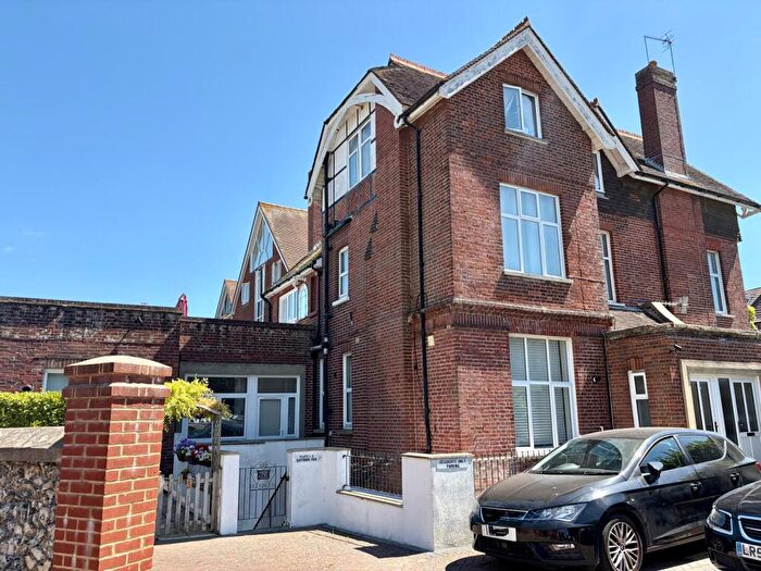 Studio To Rent In Meads Road, Eastbourne, BN20