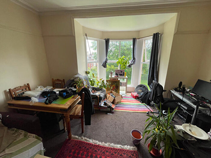 1 Bedroom Apartment To Rent In Montpelier Terrace, Leeds, West Yorkshire, LS6