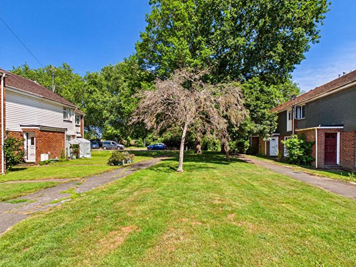 3 Bedroom Terraced House For Sale In The Croft, Marlow, Buckinghamshire, SL7