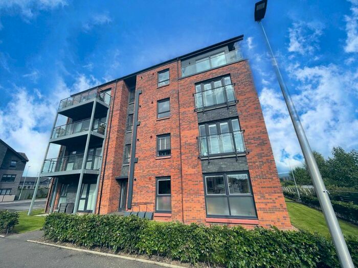 2 Bedroom Flat To Rent In Fingal Avenue, Renfrew, PA4