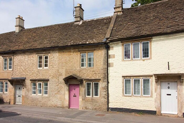 3 Bedroom Cottage For Sale In Pickwick, Corsham, SN13