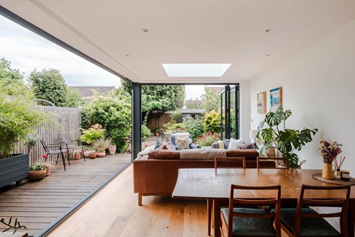 4 Bedroom Semi-Detached House For Sale In Worcester Park, Surrey, KT4