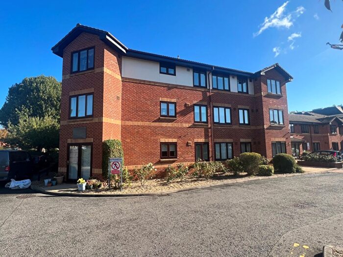 2 Bedroom Flat For Sale In Albany Place, Egham, Surrey, TW20