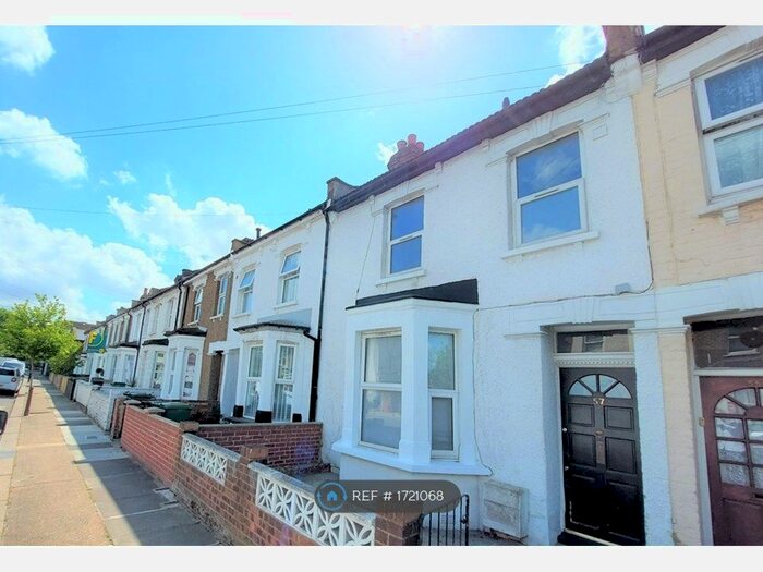 4 Bedroom Terraced House To Rent In Waldo Road, London, NW10