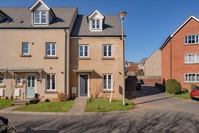 3 Bedroom End Of Terrace House For Sale In Fishers Mead, Long Ashton, BS41