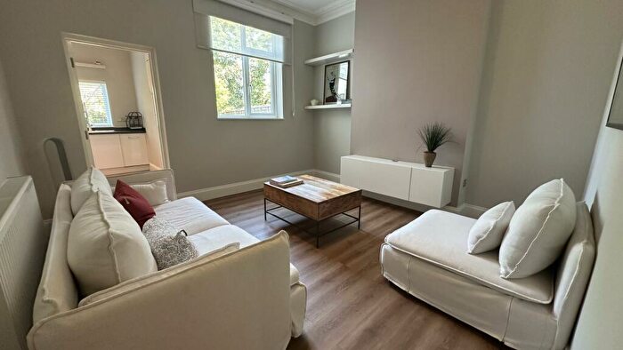 1 Bedroom Flat To Rent In Belmont Road, Turnpike Lane, N15