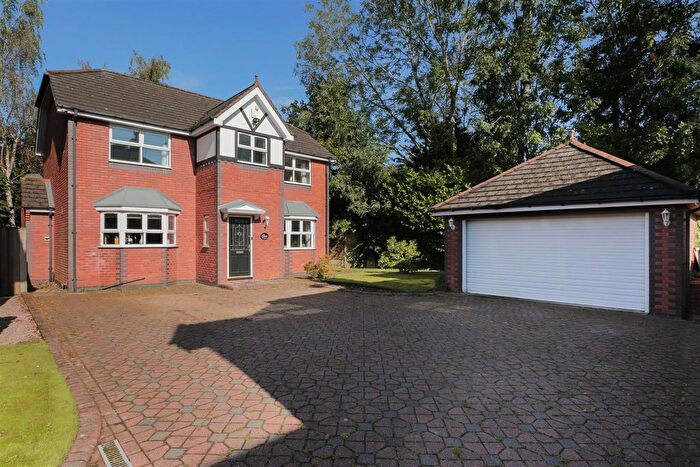4 Bedroom Detached House For Sale In Burnside, Hale Barns, Altrincham, WA15