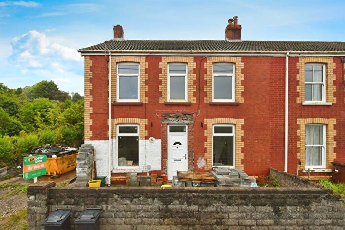 3 Bedroom Semi-Detached House For Sale In Golwg Y Bryn, Seven Sisters, Neath, SA10