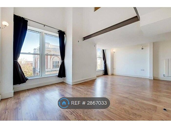 2 Bedroom Flat To Rent In Cadogan Road, London, SE18