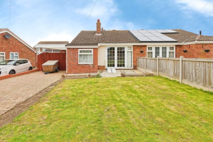 2 Bedroom Bungalow For Sale In Joyes Close, Whitfield, Dover, Kent, CT16