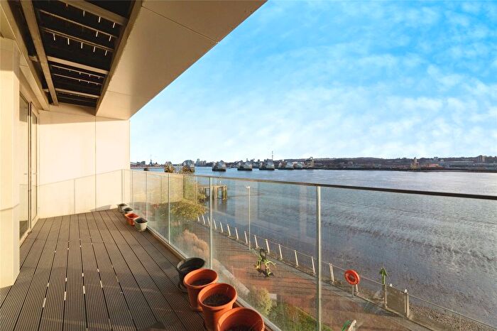 2 Bedroom Flat To Rent In Admiralty Avenue, London, E16