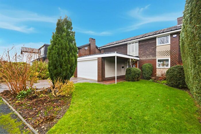 4 Bedroom Detached House For Sale In South West Avenue, Bollington, SK10