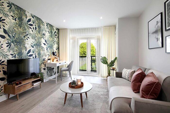 1 Bedroom Flat To Rent In Burnham Court, Stomp Road, Burnham, SL1