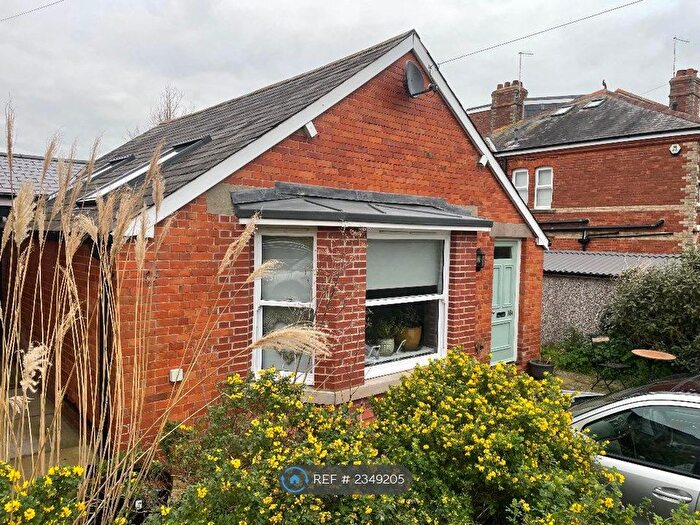 1 Bedroom Bungalow To Rent In Netherton Road, Weymouth, DT4