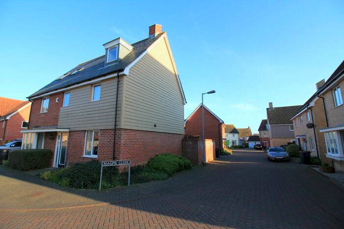 3 Bedroom Town House To Rent In Magpie Close, Norwich, NR8