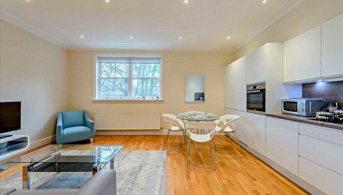 2 Bedroom Property To Rent In Hamlet Gardens, Ravenscourt Park, London, W6