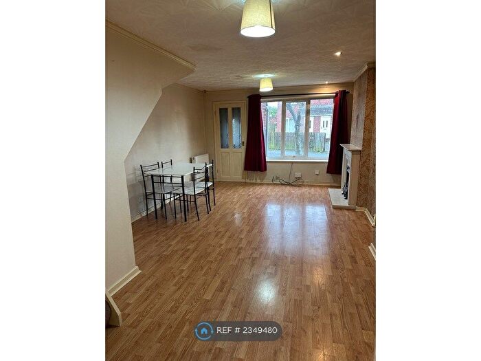 2 Bedroom Terraced House To Rent In Lydgate, Leeds, LS9