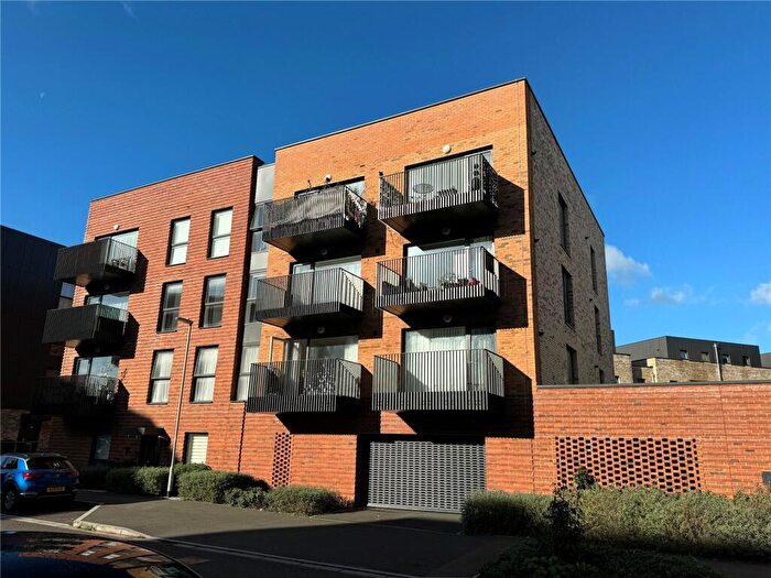 Apartment To Rent In Fowler Avenue, Trumpington, Cambridge, CB2