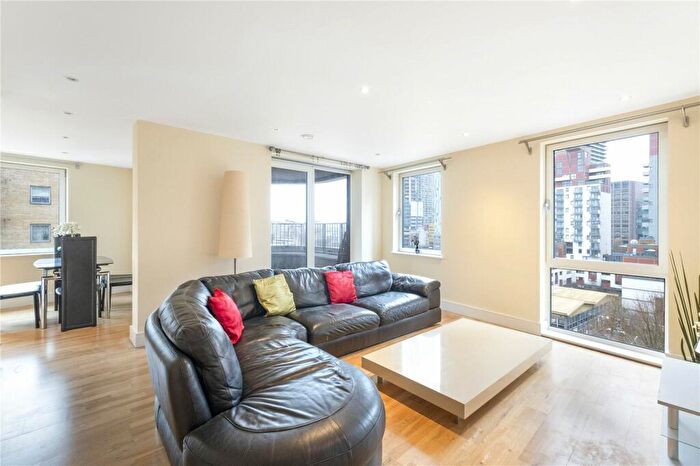 3 Bedroom Apartment To Rent In Indescon Square, Canary Wharf, London, E14
