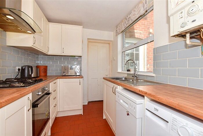 3 Bedroom Terraced House For Sale In Shalmsford Street, Chartham, Canterbury, Kent, CT4